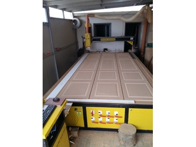 CNC Router 210X370 6 Takım Otomatik Vakumlu Cnc - 1