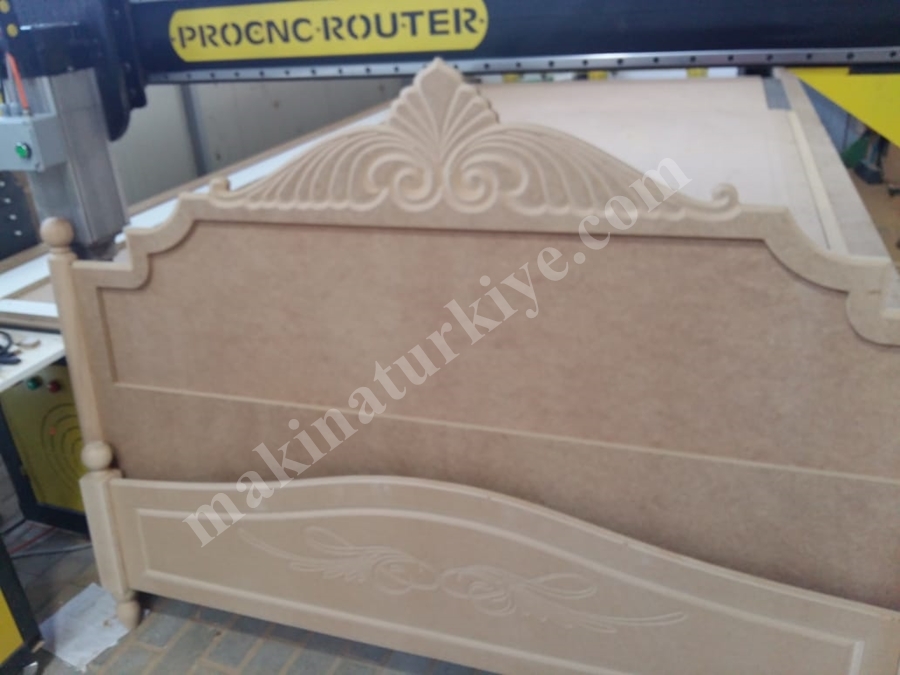 CNC Router 210X370 6 Takım Otomatik Vakumlu Cnc