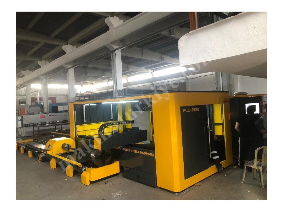 Fiber Metal Lazer Kesim Tezgahı Yüksek Kapasiteli