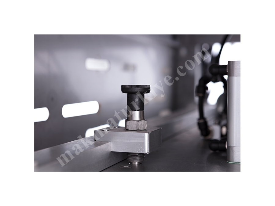 Tabak Kapatma Makinası 2880/3840 paket / saat