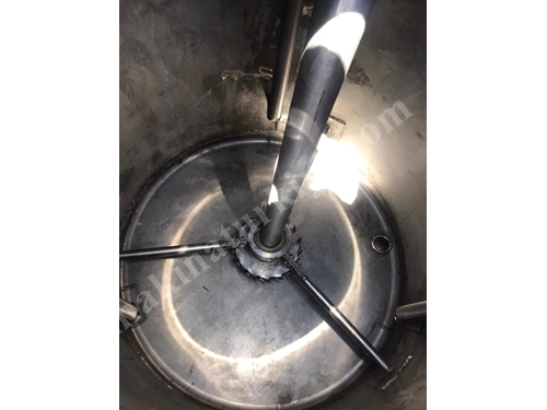 2000 Litre Isıtmalı Sıvı Depolama ve Karıştırma Mikseri