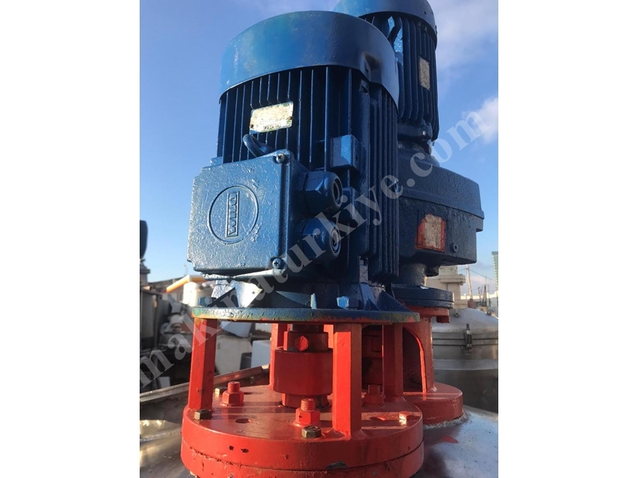 850 Litre Krem Sıvı Depolama ve Karıştırma Mikseri