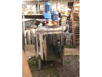 850 Litre Krem Sıvı Depolama ve Karıştırma Mikseri - 0