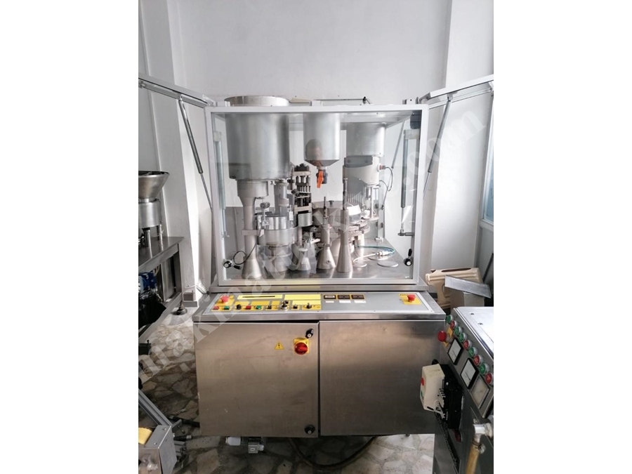 AZ 40 Kapsül Dolum Makinası 