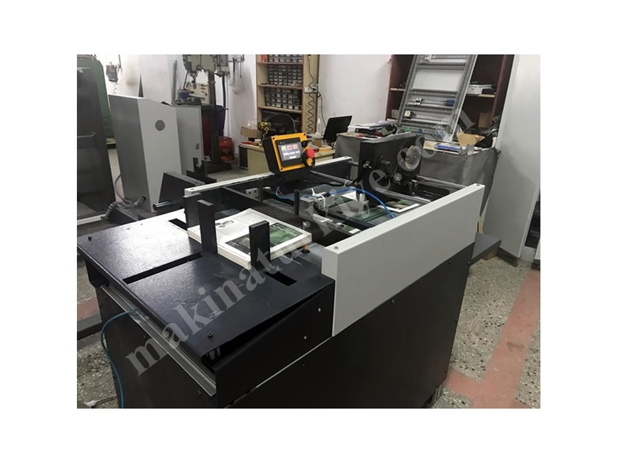 MG Bandrol Etiketi Yapıştırma Makinesi 