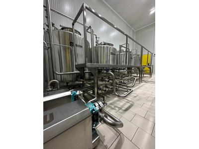 Réservoir de préparation de mélange de glace - 10