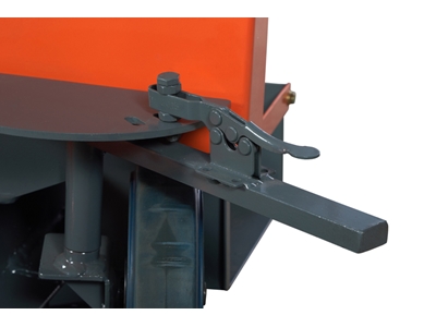 Gasoline Manhole Cover Opening Machine - 1