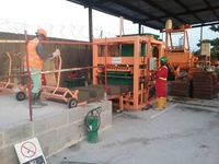 0,5 m2/baskı 550 m2/vardiya Briket Parke Taşı Makinası  - 13