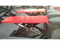 Scissor Reception Lift with 3.5 Ton Capacity