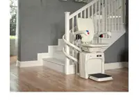 Dikey Merdiven Çıkan Dönüşsüz Merdiven Asansörü