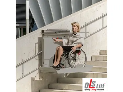 Ascenseur pour personnes handicapées vertical et horizontal pliable