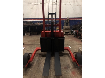 2 Ton 3 Meter Fully Electric Off-Road Type Stack Machine - 2