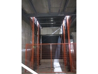 Одноколоночный грузовой лифт с гидравлическим приводом, грузоподъемностью 1 тонна и высотой подъема 3 метра - 2