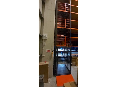 Tek Kolon 1 Ton 8 Metre Seyir Hidrolik Yük Asansörü - 5