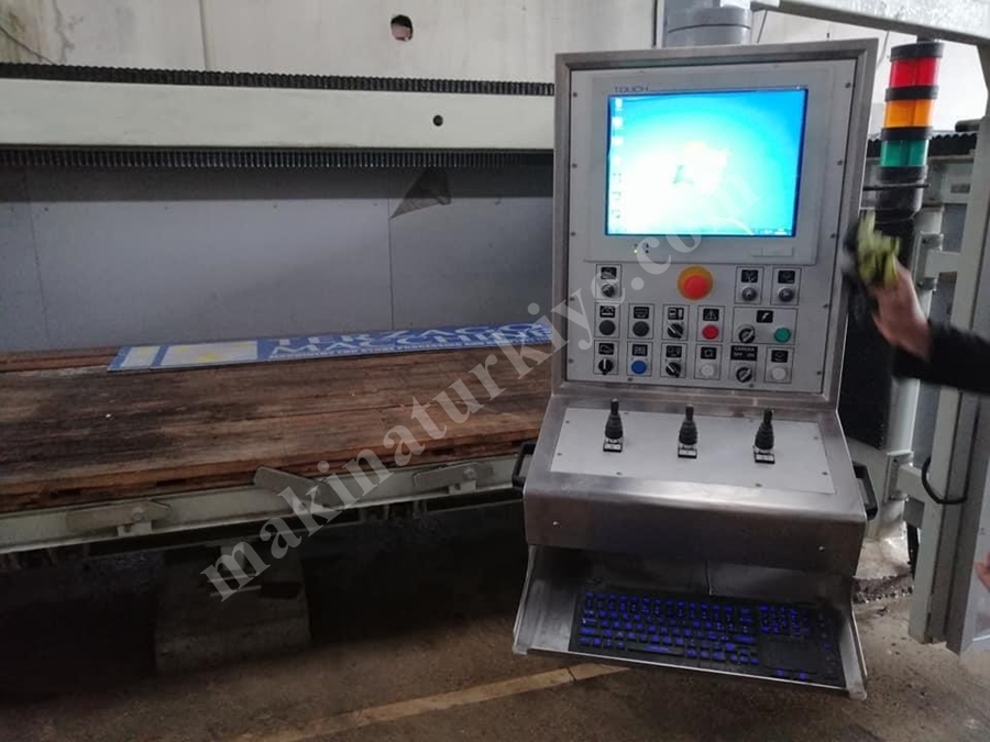 5-Achsen-CNC-Brückenschneidemaschine