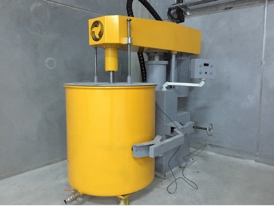 EM40 Paint Mixer - 2