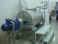 Горизонтальный смеситель для крема и система для наполнения