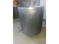 	
E-K001 Heated and Cooled Mixer Tank - 5