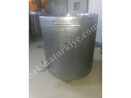 	
E-K001 Heated and Cooled Mixer Tank