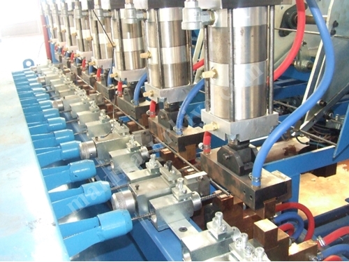 Maschendraht-Schweißmaschine mit 4-12 mm Durchmesser und 2600 mm Länge