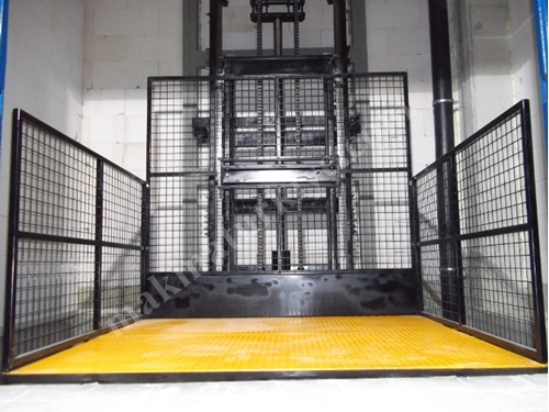 5000 Kg Special Production Hydraulic Cargo Elevator