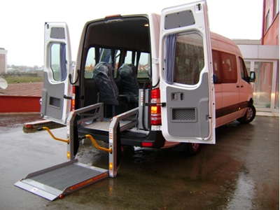 350 kg (1350x1200mm) In-Fahrzeug Behindertenlift - 0