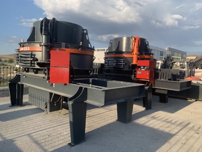 200-250 Ton/Saat Dik Milli Kırıcı - 3