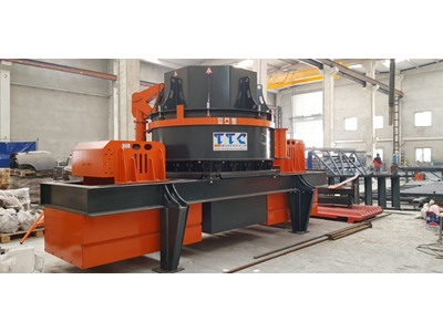 200-250 Ton/Saat Dik Milli Kırıcı - 1