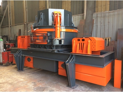 200-250 Ton/Saat Dik Milli Kırıcı - 2