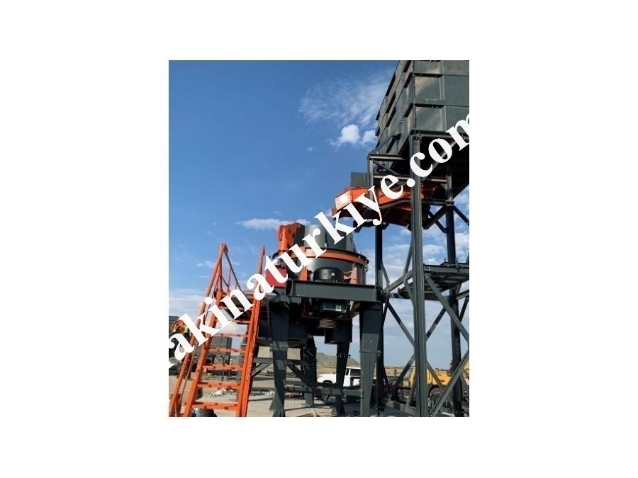 200-250 Ton/Saat Dik Milli Kırıcı