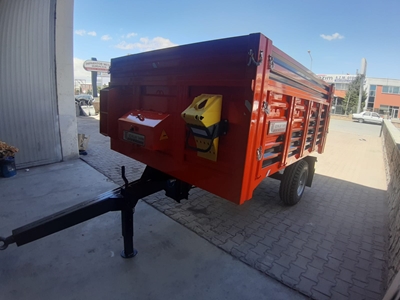 Remorque basculante pour tracteur de 12 tonnes - 14