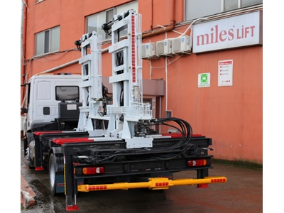 Doppelturm-Eurolift-Schlepper - 4