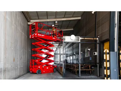 12 Meter Scissor Personnel Lift Platform
