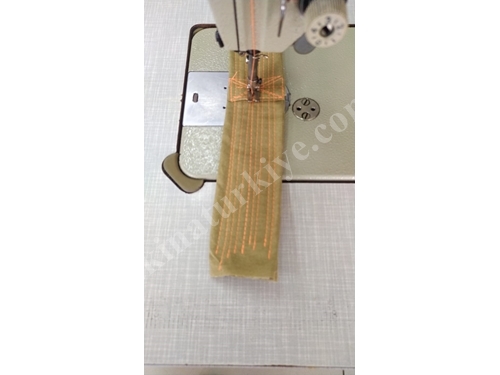 Швейная машина с автоматическим пошивом прямым стежком типа С 60