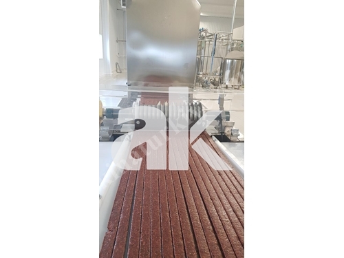 Ligne de production semi-automatique de barres de krokan de 80 Kg/h