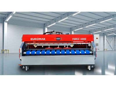 3000 Mm 6 Fırçalı Halı Yıkama Makinası