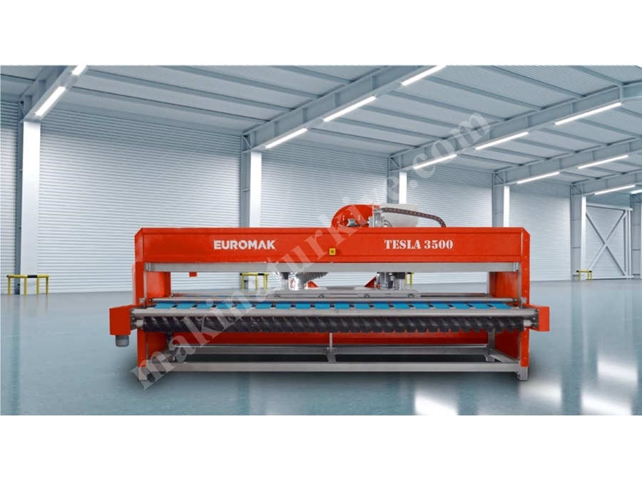 Endüstriyel Halı Süpürme Makinası Max. Halı Genişliği:3500 Mm