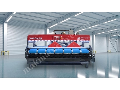 Endüstriyel Halı Süpürme Makinası Max. Halı Genişliği:2500 Mm