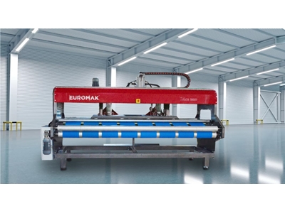 Endüstriyel Halı Süpürme Makinası Max. Halı Genişliği:2500 Mm - 1