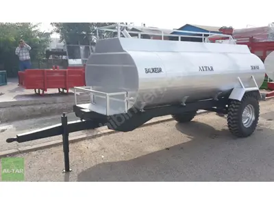 Camion-citerne d'eau sans pompe de 4 tonnes