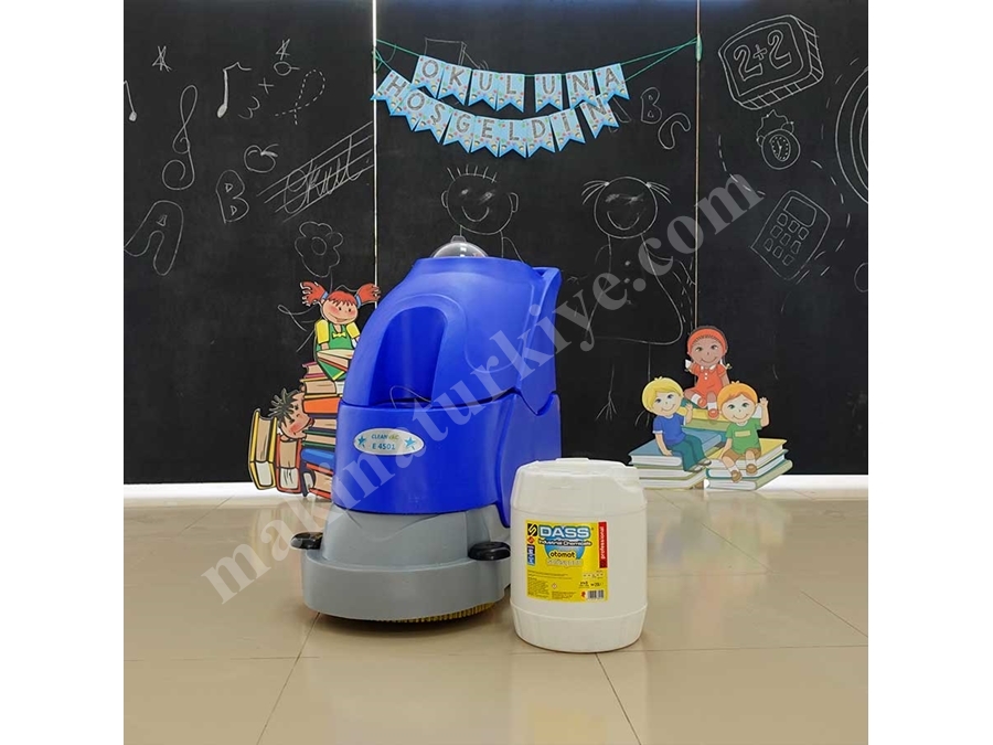 E4501 Elektrikli İticili Yer Yıkama Makinası 