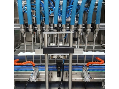 10 Nozzle (100-1000 ml) Automatic Liquid Filling Machine - 1