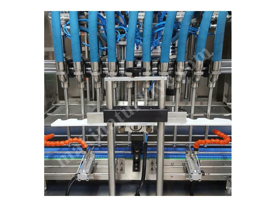 10 Nozzle (100-1000 ml) Automatic Liquid Filling Machine