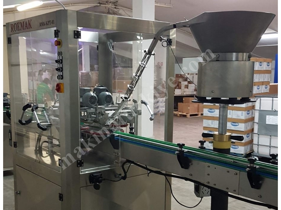 RMK-KPT-01 Linear Automatic Bottle Cap Sealing Machine