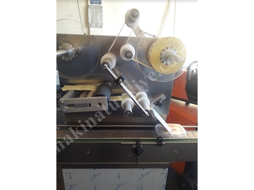 Üst Yüzey Dikey Etiketleme Makinesi