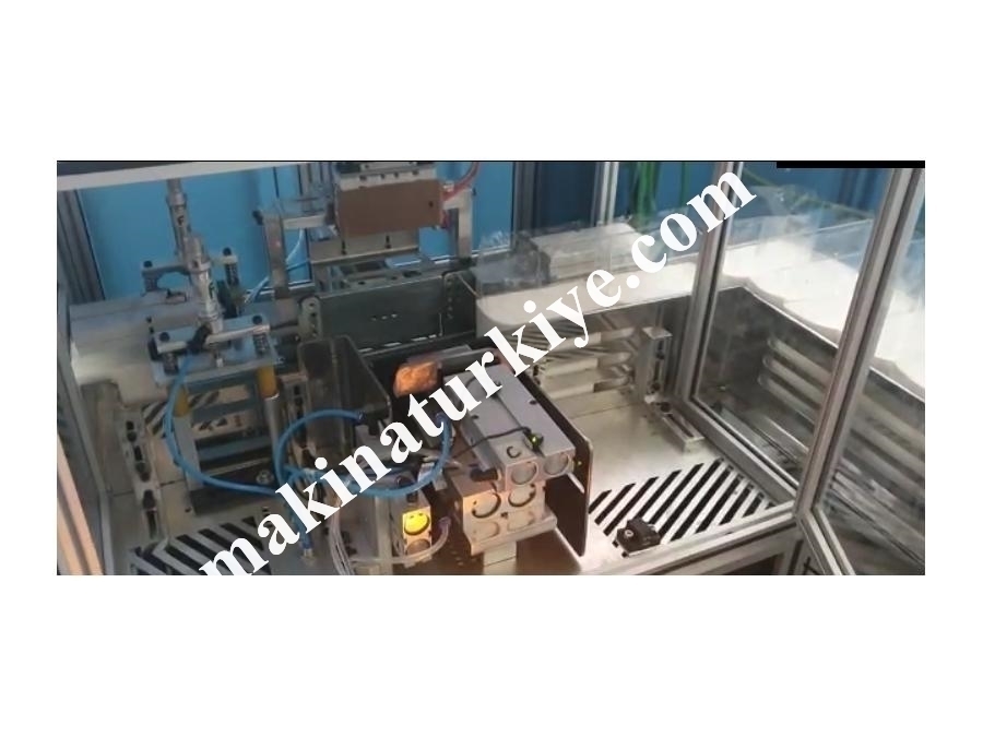 UYM12 Peçete Paketleme Makinası