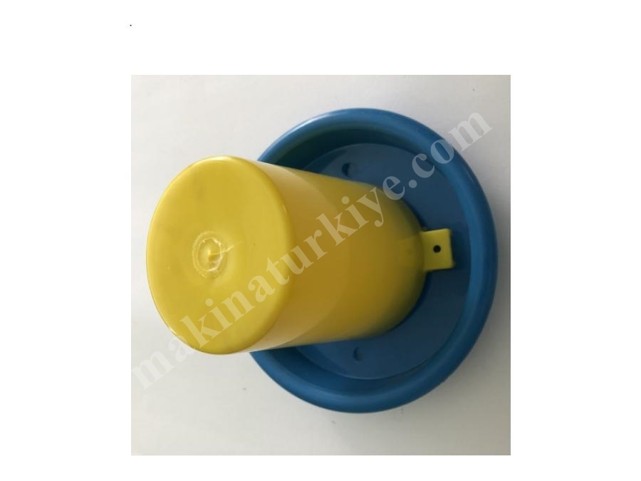 EFE 1990 0,5 Litre Kuş Suluğu