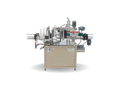 Semi-automatische Etikettiermaschine mit einer Kapazität von 800 Stück/Stunde