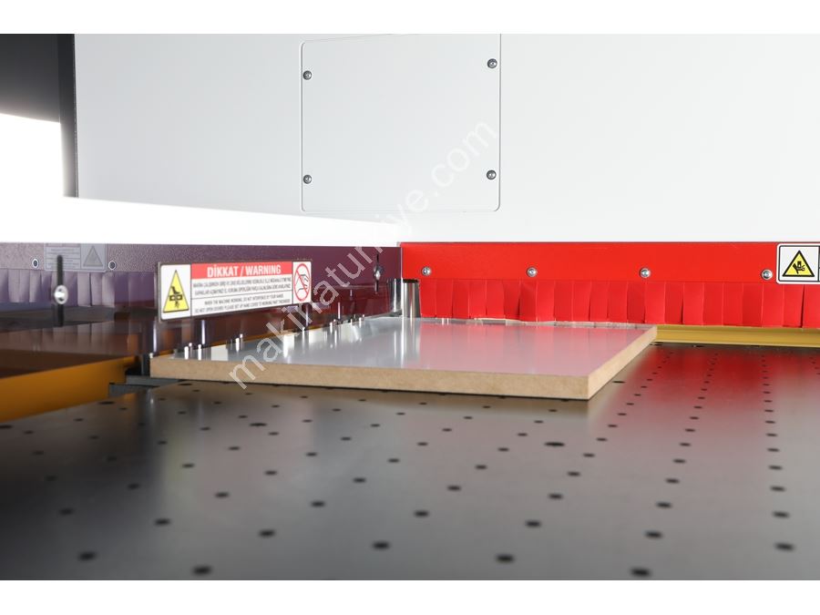 CNC Holzbohrmaschine