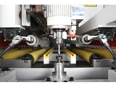 CNC Holzbohrmaschine - 6